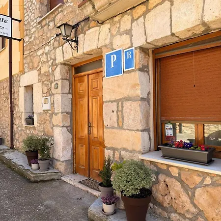 Casa Rural- Fonda El Soto-Entre Vinas Landhaus Quintana Del Pidio
