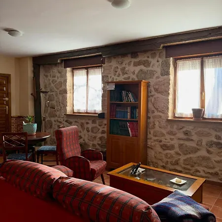 Casa Rural- Fonda El Soto-entre Vinas Venkovský dům *
