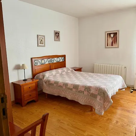 Casa Rural- Fonda El Soto-Entre Vinas Landhaus Quintana Del Pidio