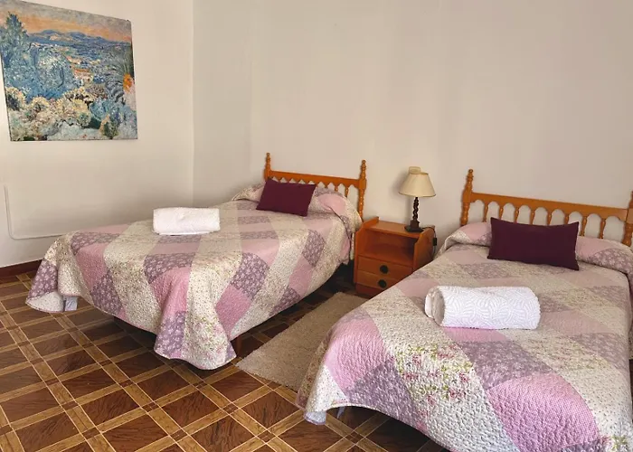 Casa Rural- Fonda El Soto-Entre Vinas *