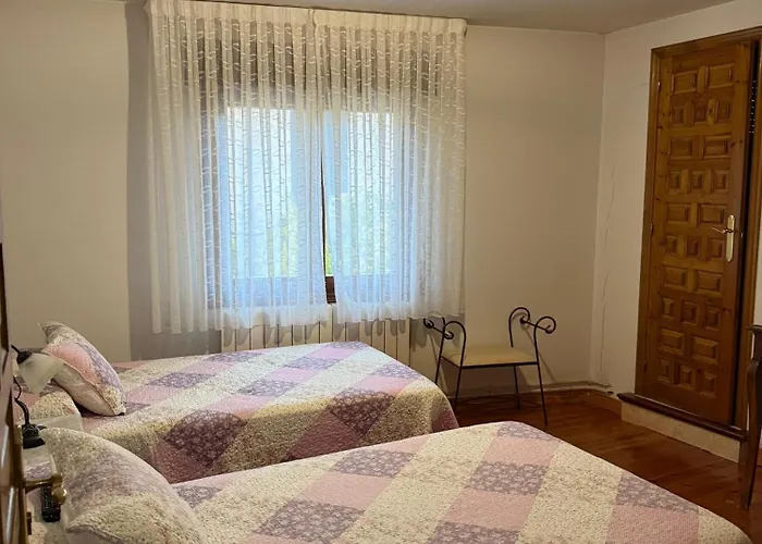 Casa Rural- Fonda El Soto-Entre Vinas *